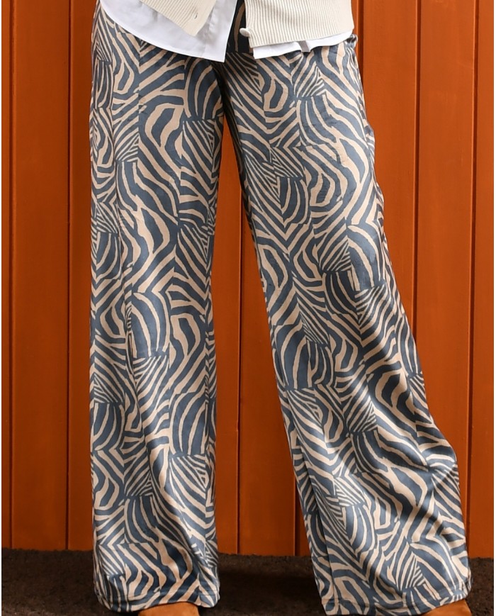 Calças à boca de sino